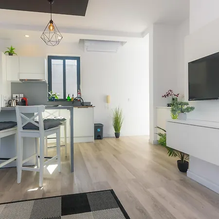 Sarah's Penthouse In * 슬리에마